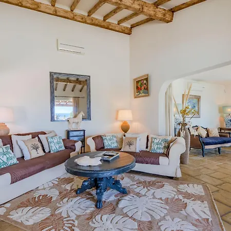 Βίλα Boucheron By Interhome *